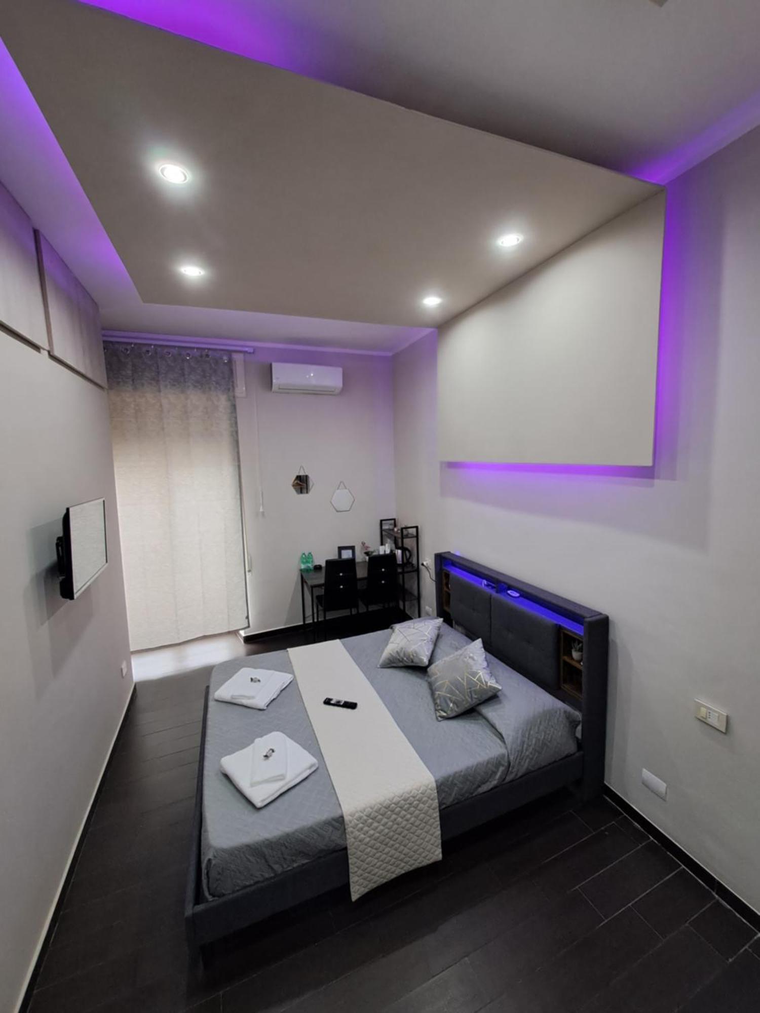 Aircraft Services Rooms 나폴리 외부 사진