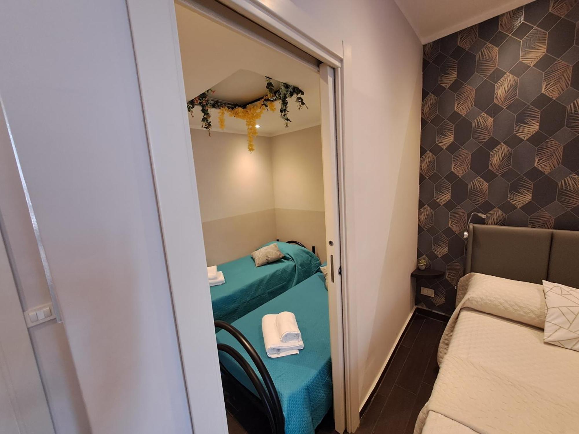 Aircraft Services Rooms 나폴리 외부 사진